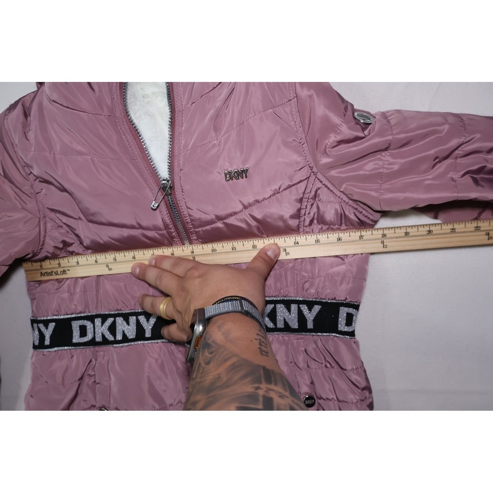 DKNY Women Mauve Pink Puffer Jacket Faux Fur Lined Hooded Logo Waist Coat - Picture 6 of 8